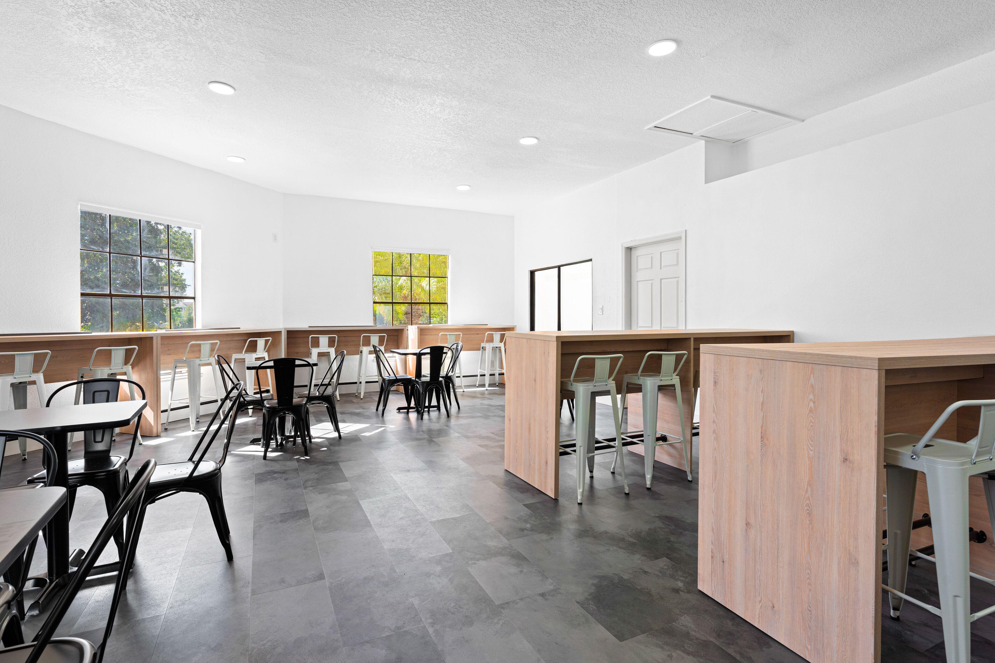 Developer Inn Maingate, A Baymont By Wyndham Кисими Екстериор снимка